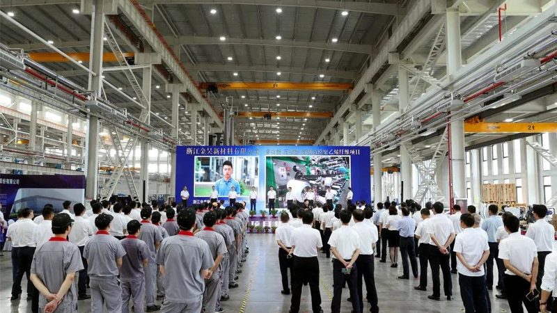 有机硅消泡剂：规格参数解析与应用解析